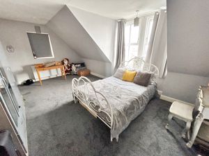 Bedroom- click for photo gallery